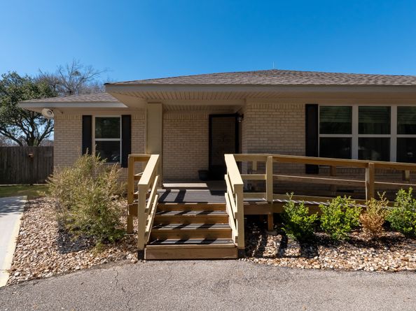 1921 East Avenue, Katy TX 77493