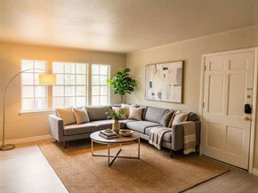 4040 San Felipe Street 202, Houston TX 77027