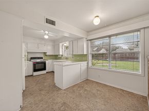 10814 Moonlight Drive, Houston TX 77096