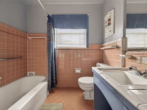 10814 Moonlight Drive, Houston TX 77096