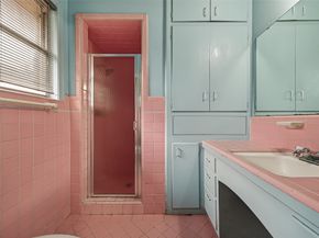 10814 Moonlight Drive, Houston TX 77096