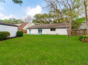 6027 Valkeith Drive, Houston TX 77096