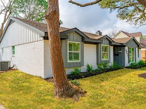 6027 Valkeith Drive, Houston TX 77096