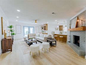 6027 Valkeith Drive, Houston TX 77096