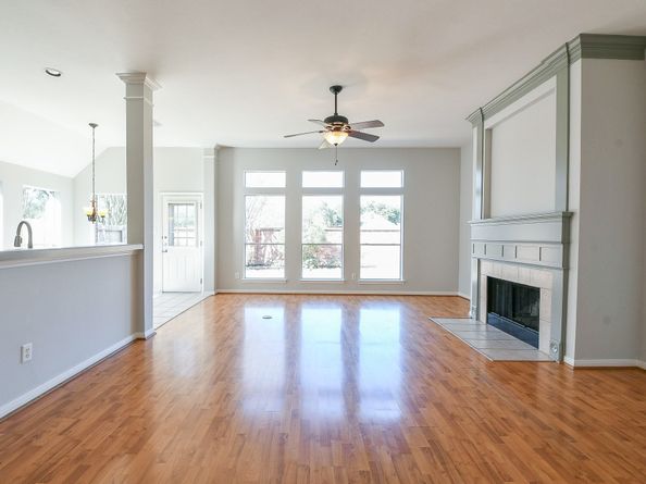 12314 Shadowpoint Drive, Houston TX 77082