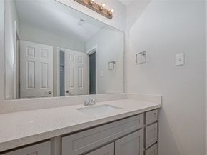 10327 Sablebrook Lane, Houston TX 77095