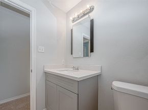 10327 Sablebrook Lane, Houston TX 77095
