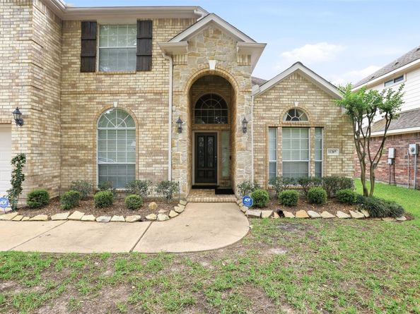 11207 Velvet Grass Lane, Houston TX 77095