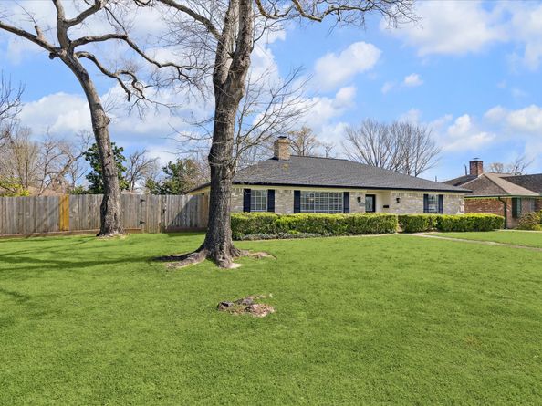 4530 T C Jester Boulevard, Houston TX 77018