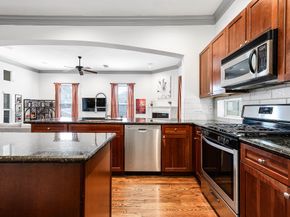 5723 Petty Street, Houston TX 77007