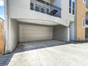 5723 Petty Street, Houston TX 77007