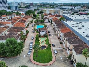7147 Windwater Parkway S, Houston TX 77036