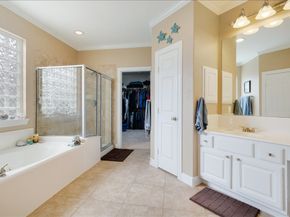 2902 Autumn Crest Drive, Friendswood TX 77546