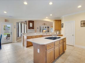 2902 Autumn Crest Drive, Friendswood TX 77546