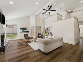 9203 Belle Park Drive, Houston TX 77099