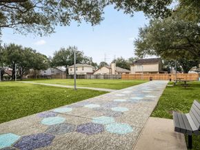 9203 Belle Park Drive, Houston TX 77099