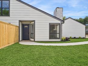 9203 Belle Park Drive, Houston TX 77099
