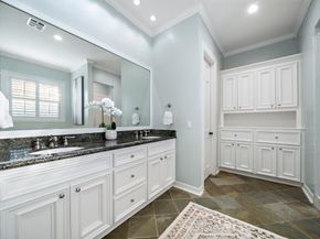 619 E 8th 1/2 Street, Houston TX 77007