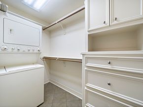 619 E 8th 1/2 Street, Houston TX 77007