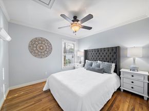 619 E 8th 1/2 Street, Houston TX 77007