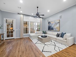 619 E 8th 1/2 Street, Houston TX 77007