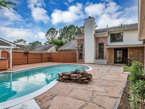 8707 Rocky Valley Drive, Houston TX 77083