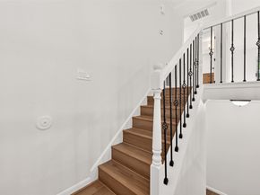 2 Kittiwake Court, Spring TX 77380