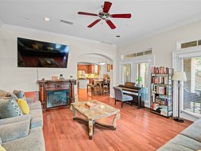44 Versante Court, Houston TX 77070