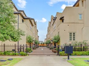 1348 W 25th Street, Houston TX 77008