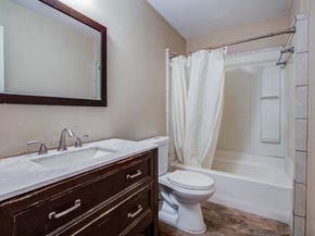 2915 Quailwood Street, Houston TX 77014