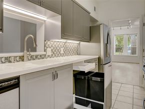 7433 Brompton Street, Houston TX 77025