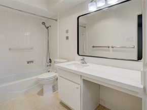 7433 Brompton Street, Houston TX 77025