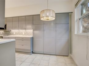 7433 Brompton Street, Houston TX 77025