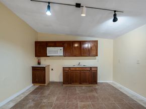 2609 Elysian Street, Houston TX 77009