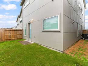 5722 Rucio Lane A, Houston TX 77092