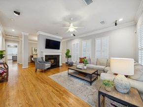 1525 W 25th Street, Houston TX 77008