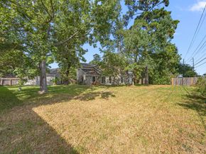 19507 Sandy Shore Lane, Humble TX 77346