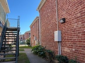 9201 Clarewood Drive 284, Houston TX 77036