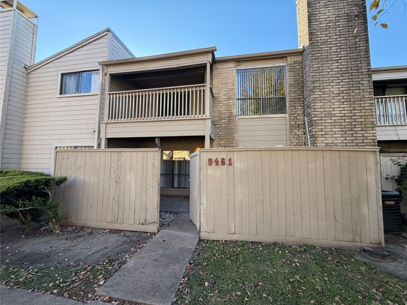 9461 Pagewood Lane, Houston TX 77063