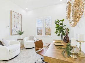 602 Jewett Street B, Houston TX 77009