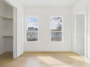 602 Jewett Street B, Houston TX 77009