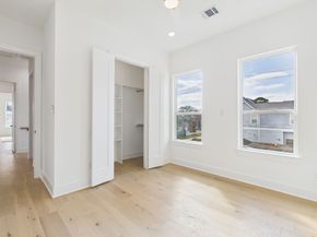 602 Jewett Street B, Houston TX 77009