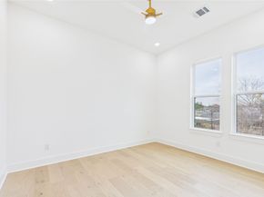 602 Jewett Street B, Houston TX 77009