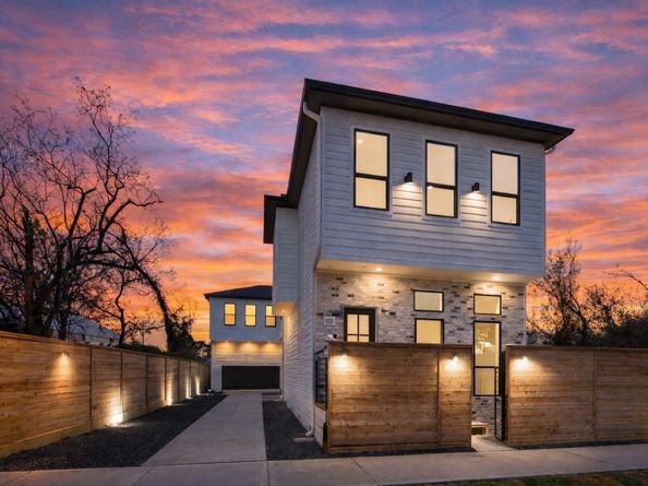 602 Jewett Street B, Houston TX 77009
