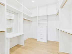 602 Jewett Street B, Houston TX 77009