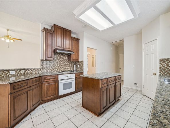 119 Lissa Lane, Sugar Land TX 77479