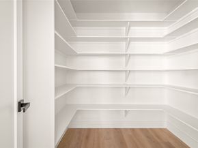 10511 Londonderry Drive, Houston TX 77043