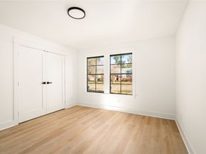 10511 Londonderry Drive, Houston TX 77043