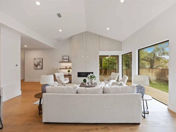 1823 Ebony Lane, Houston TX 77018