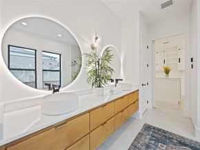 1823 Ebony Lane, Houston TX 77018